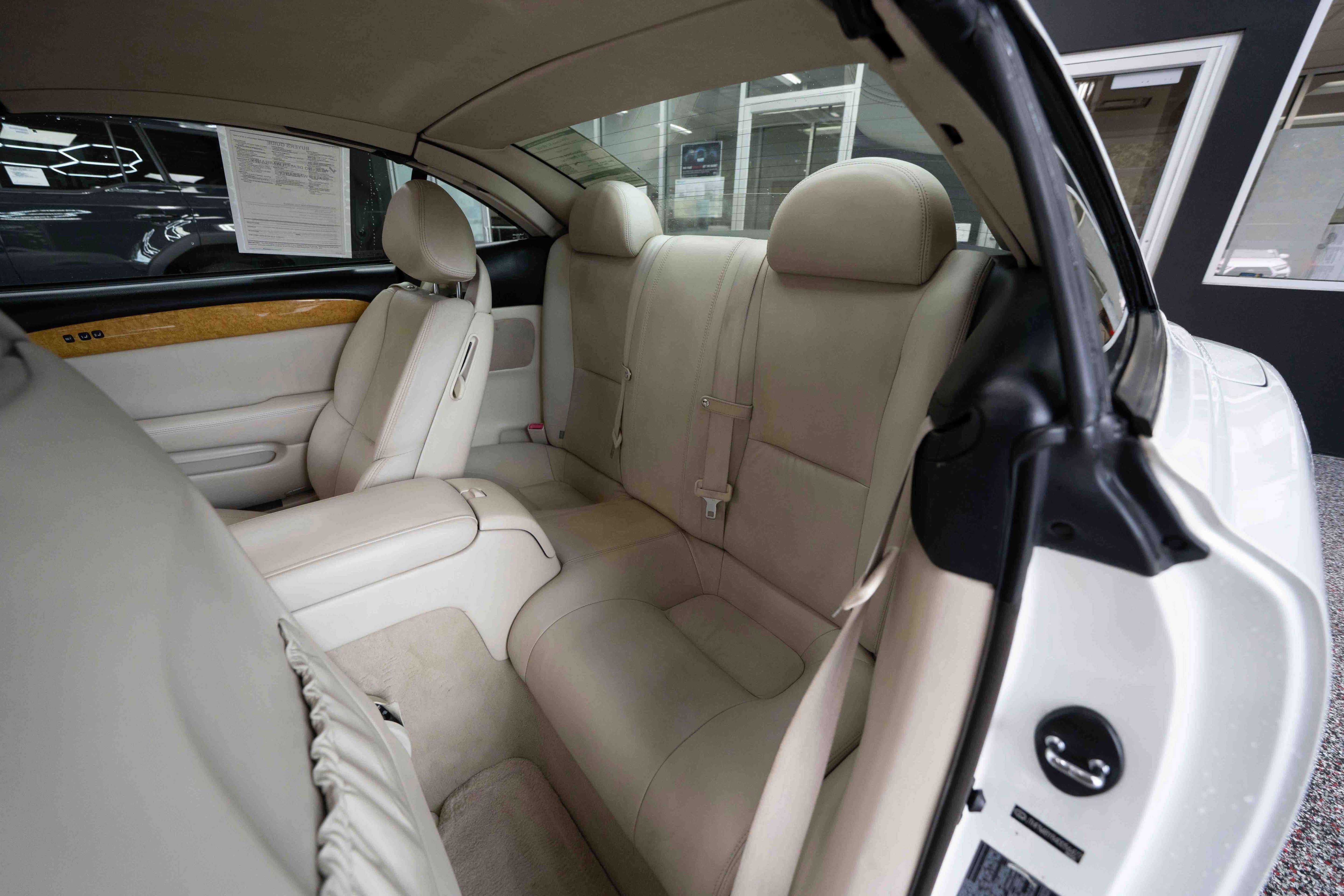 Used 2004 Lexus SC 430 Convertible image 22