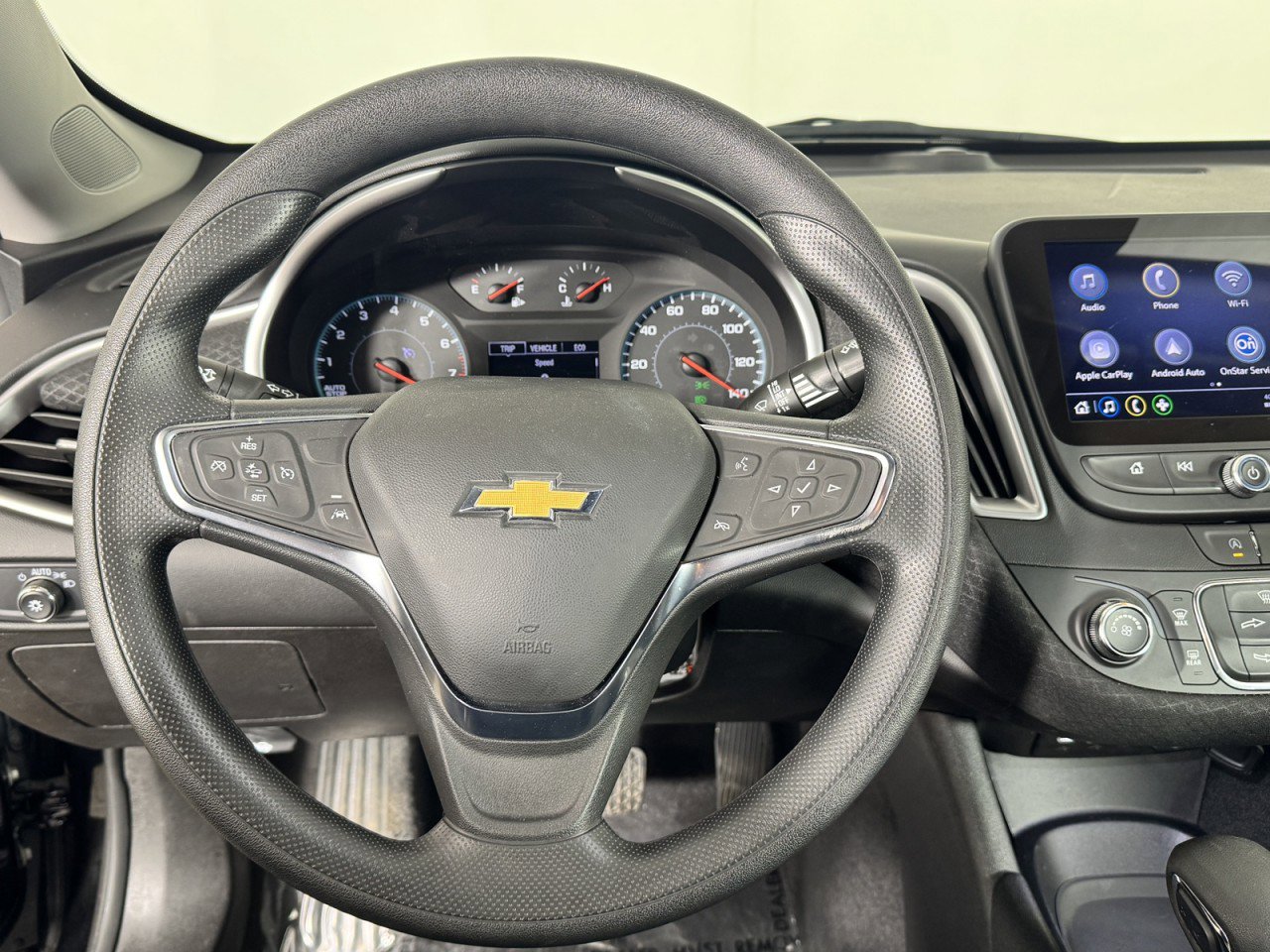 Used 2025 Chevrolet Malibu LS image 16