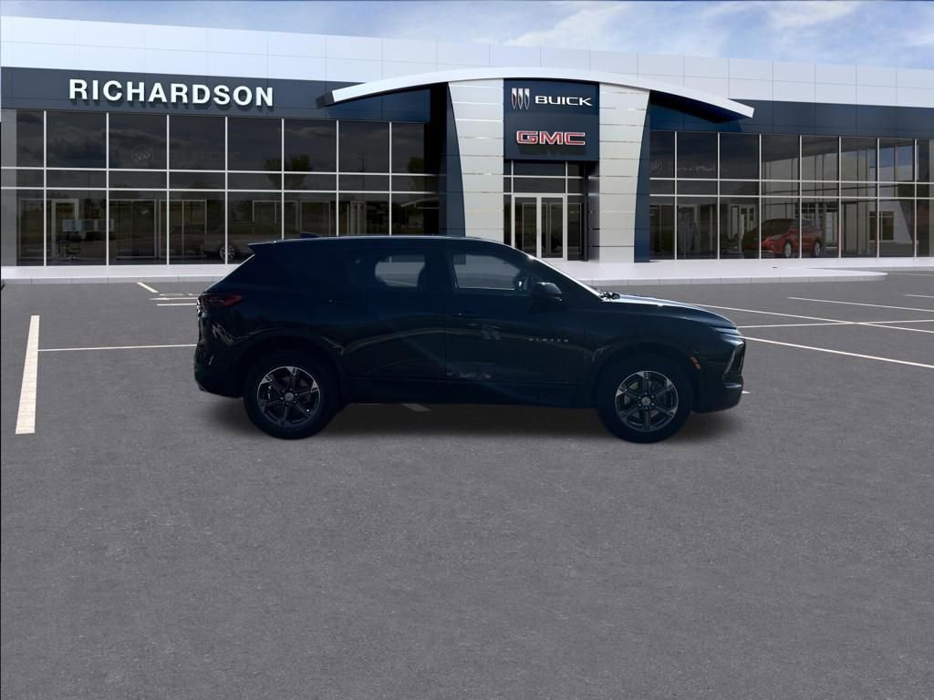 Used 2023 Chevrolet Blazer LT image 6