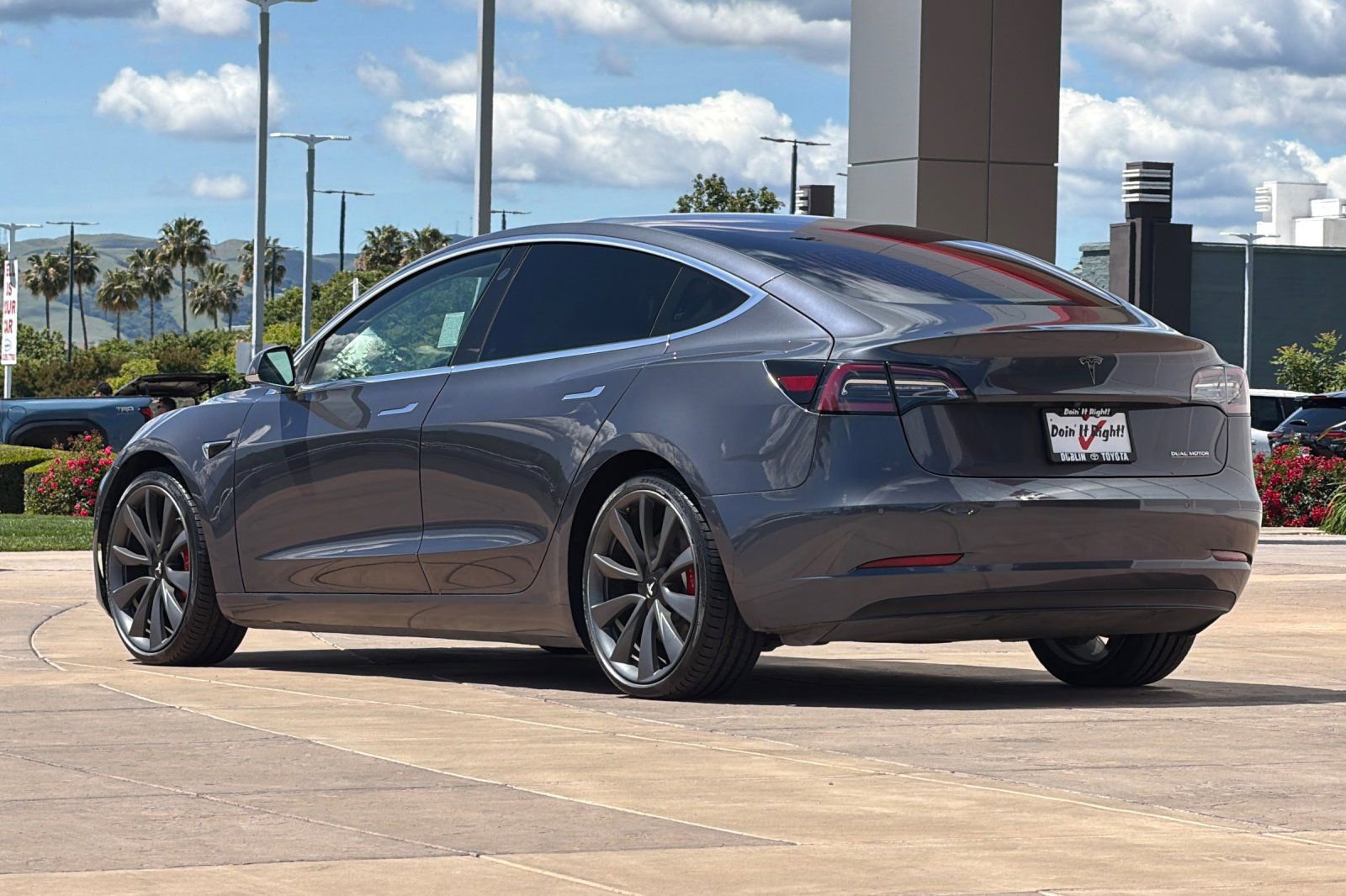 Used 2018 Tesla Model 3 Long Range AWD/4WD image 6