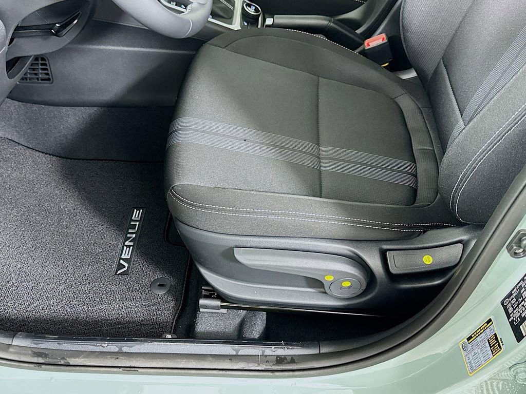 New 2026 Hyundai Venue SEL image 19