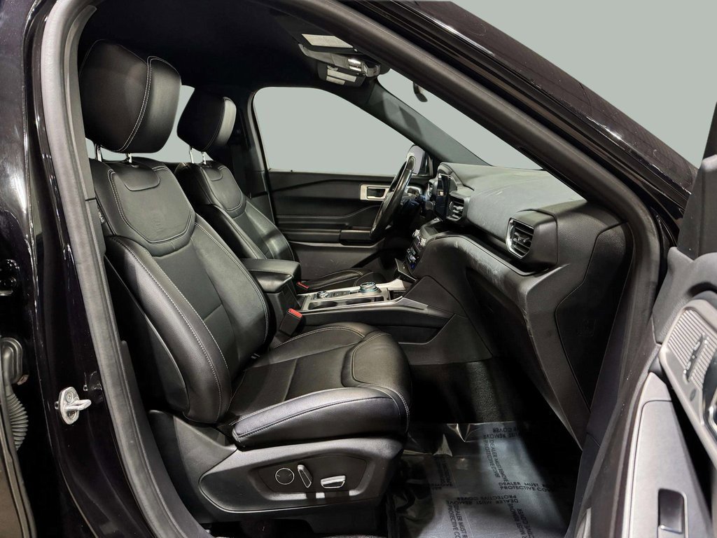 Used 2020 Ford Explorer ST image 28