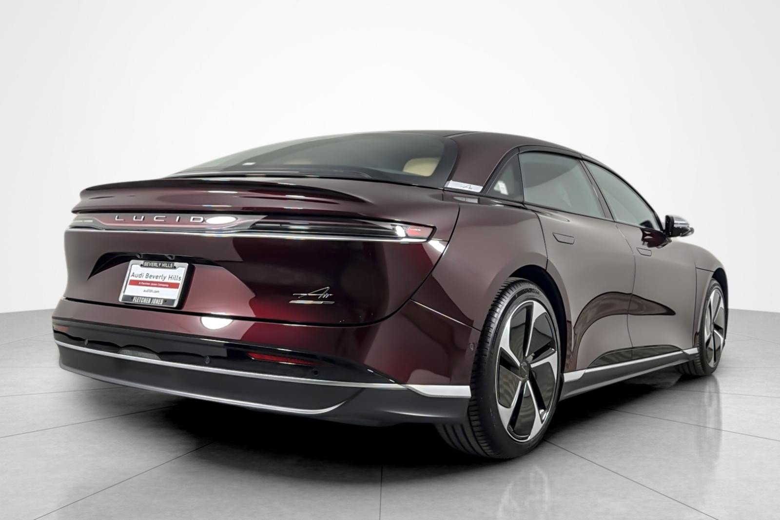 Used 2025 Lucid Air Grand Touring image 5