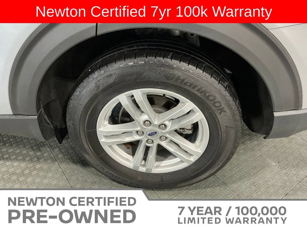 Used 2021 Ford Explorer XLT w/ Equipment Group 202A AWD/4WD image 53