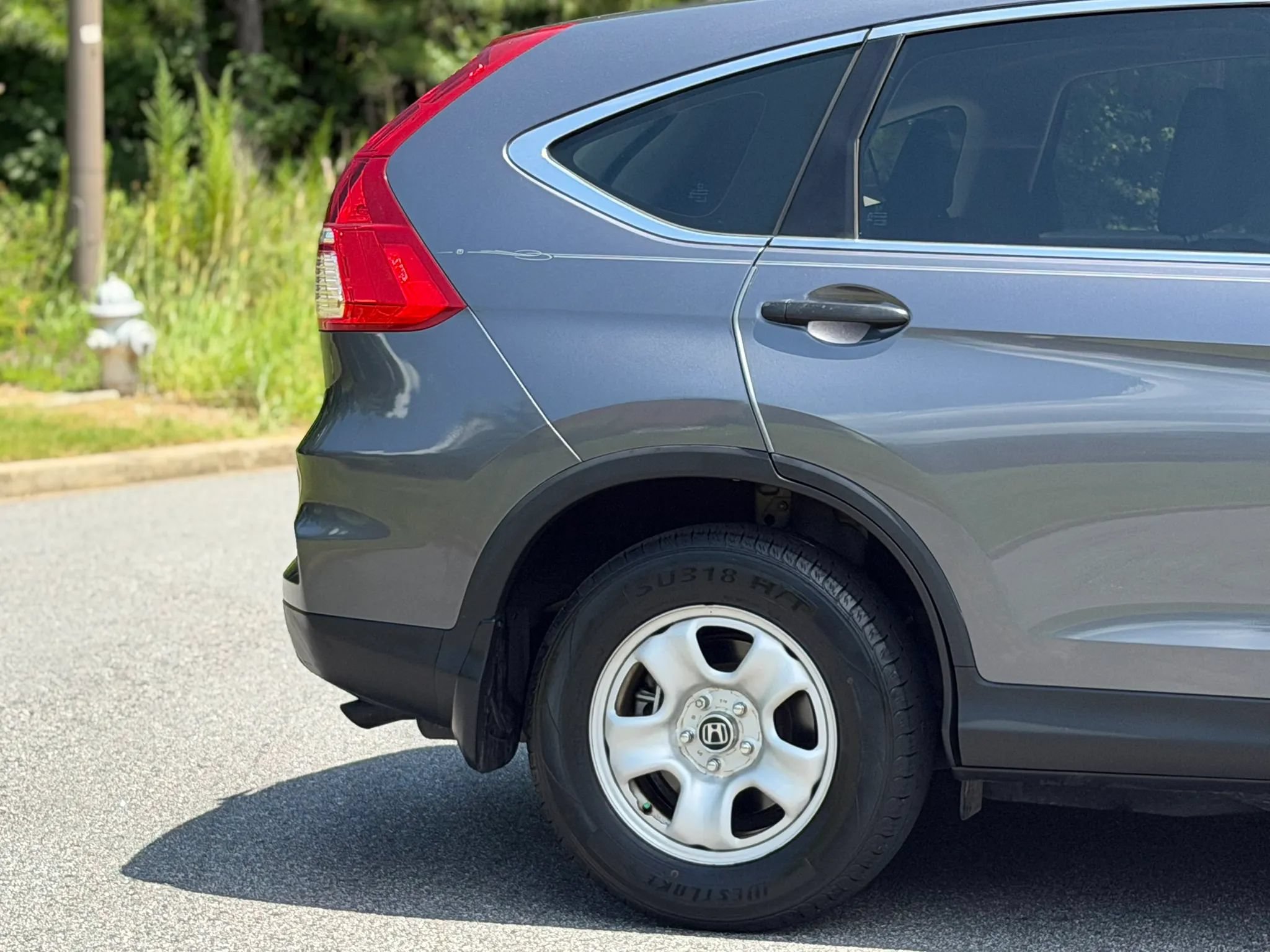 Used 2016 Honda CR-V LX image 8