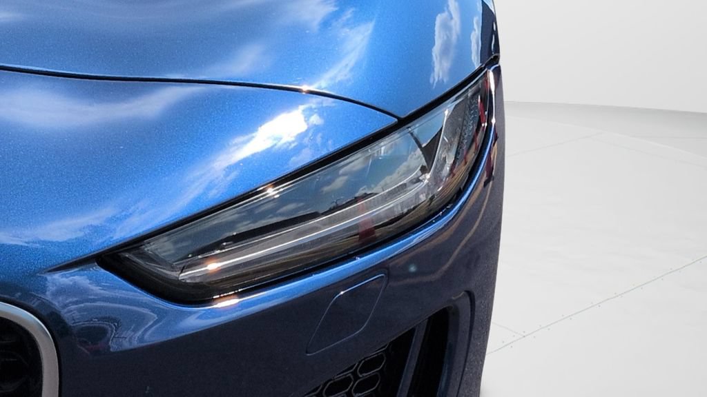 Used 2023 Jaguar F-TYPE R-Dynamic AWD/4WD image 23