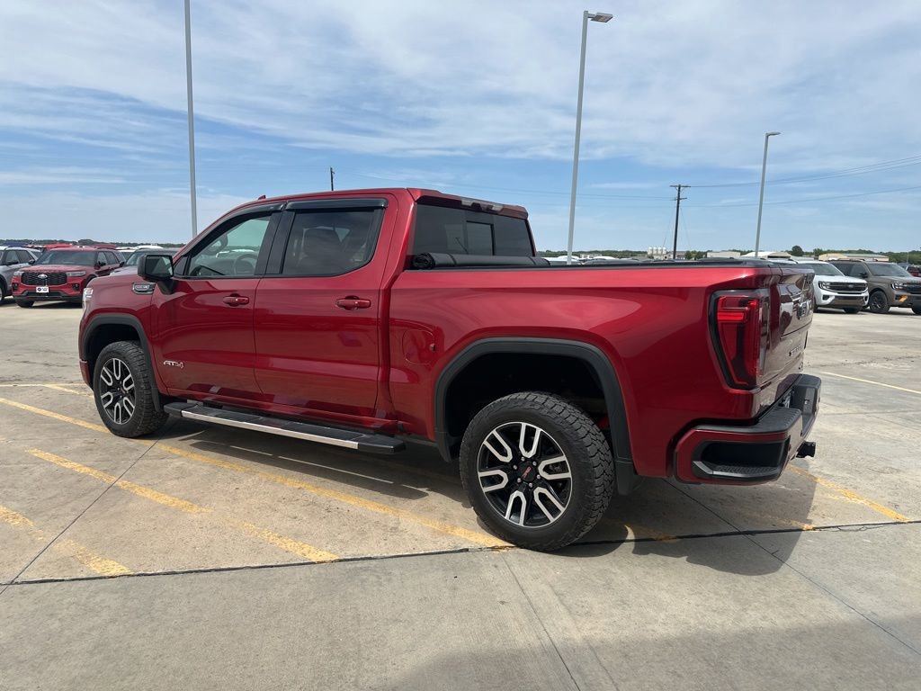 Used 2021 GMC Sierra 1500 AT4 w/ AT4 Value Package AWD/4WD image 5