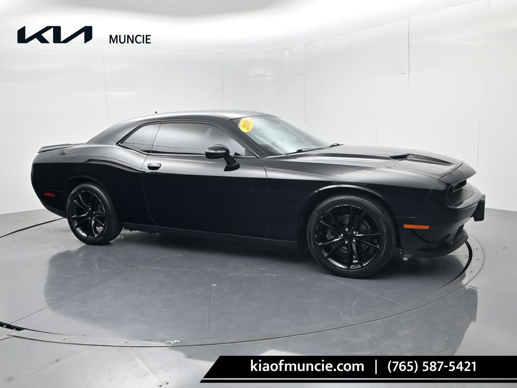 Used 2016 Dodge Challenger SXT Plus