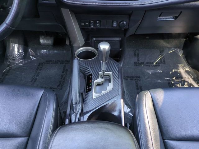 Used 2014 Toyota RAV4 Limited w/ Technology Package AWD/4WD image 19