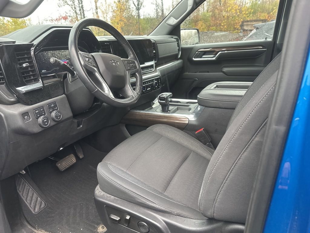 Used 2022 Chevrolet Silverado 1500 LT Trail Boss image 5