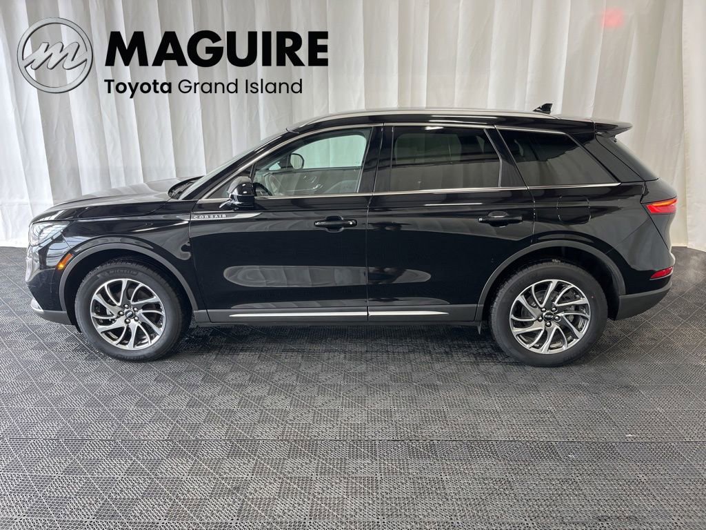 Used 2022 Lincoln Corsair AWD w/ Equipment Group 101A image 25