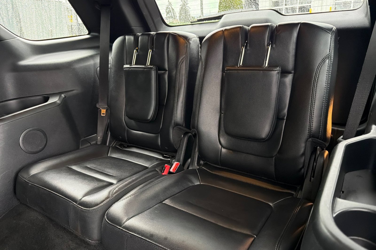 Used 2017 Ford Explorer XLT w/ Equipment Group 202A FWD image 15
