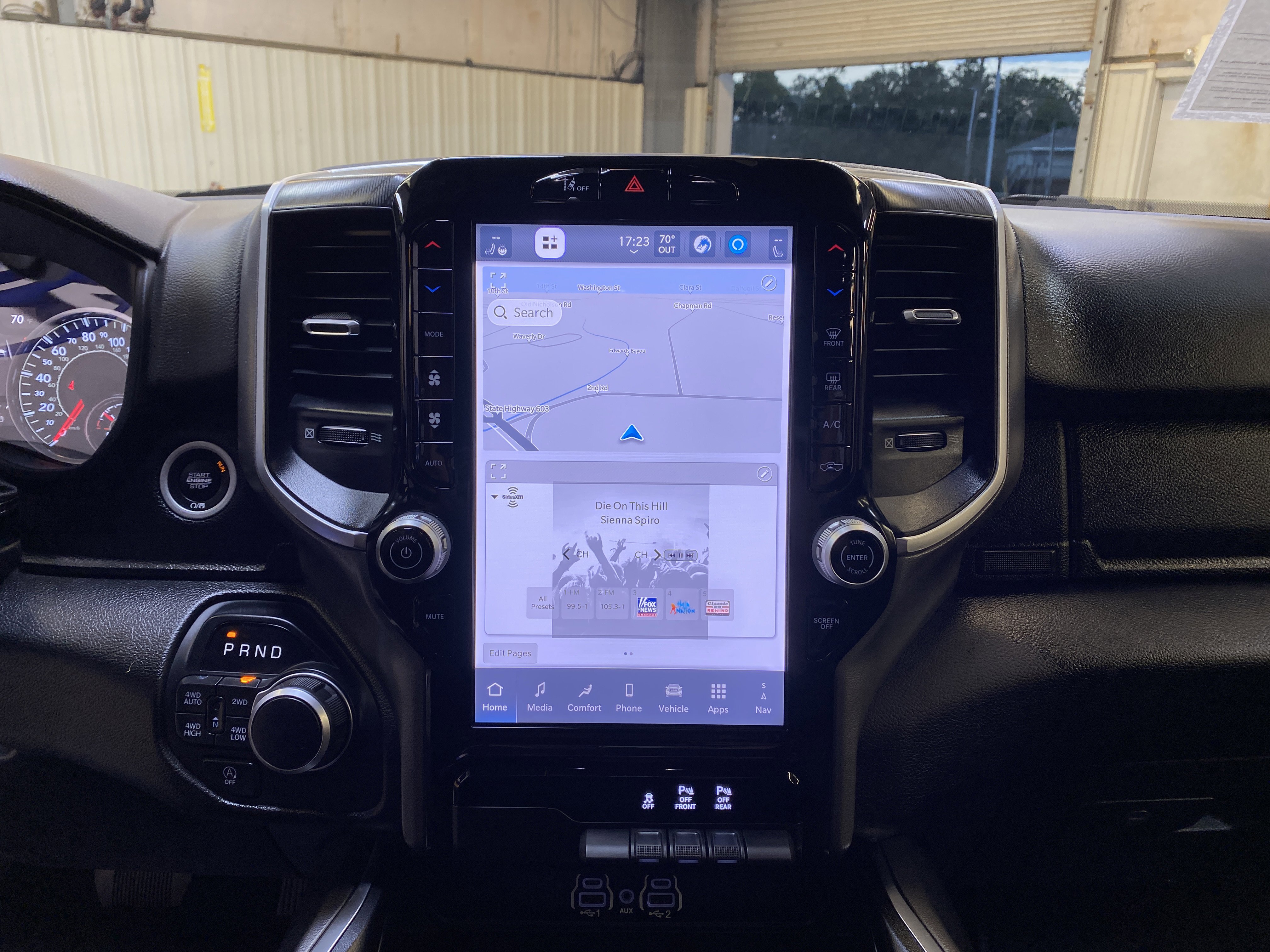 Used 2025 RAM 1500 Lone Star image 38