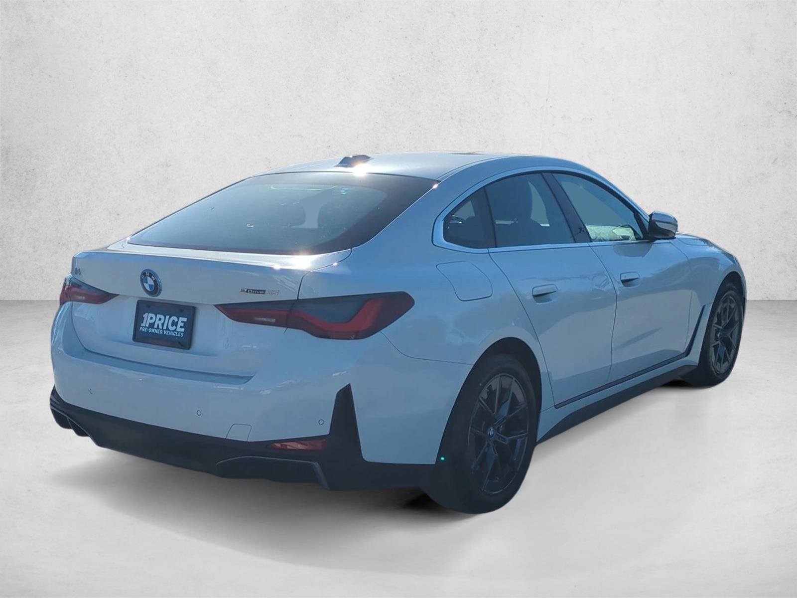 Certified 2023 BMW i4 eDrive35 w/ Premium Package RWD image 5