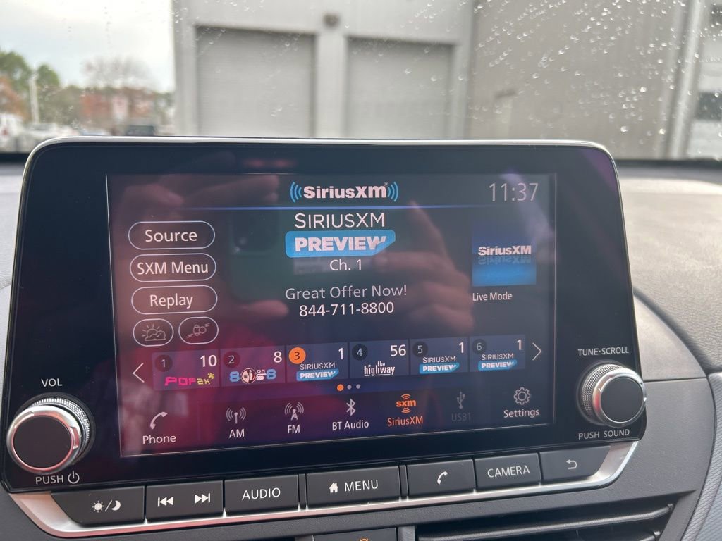 Used 2023 Nissan Altima 2.5 SR image 14