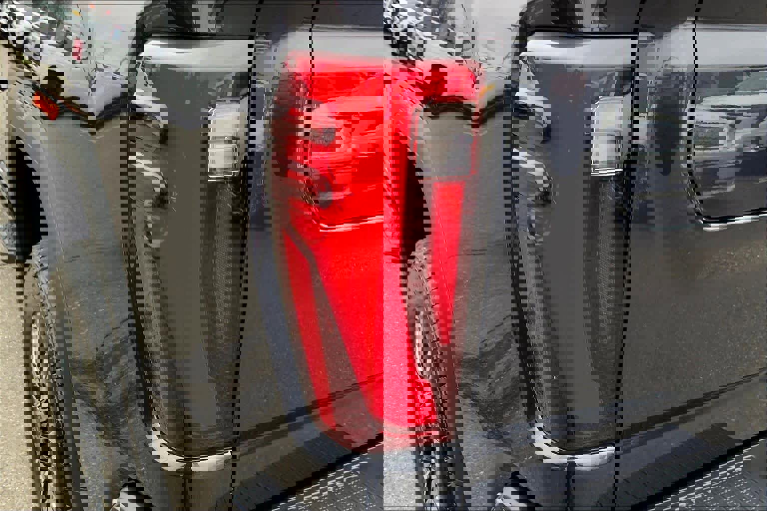 Used 2024 GMC Sierra 2500 Denali w/ Denali Reserve Package image 27