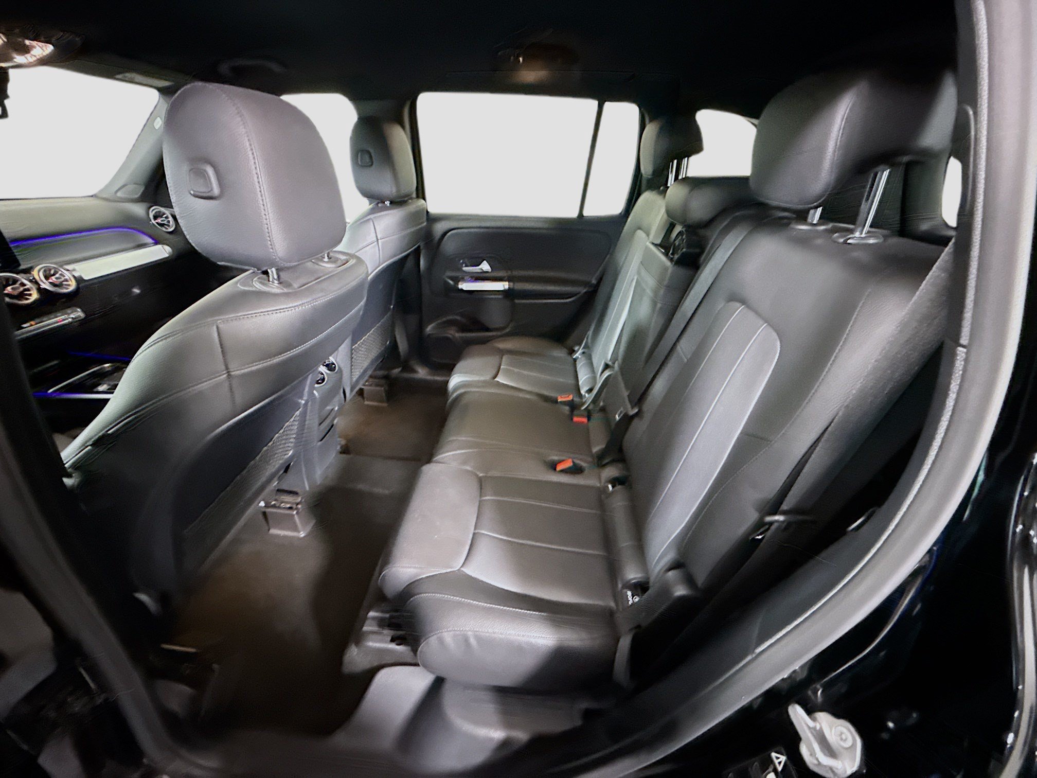 Used 2020 Mercedes-Benz GLB 250 image 25