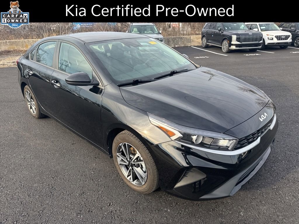 Certified 2024 Kia Forte LXS image 2