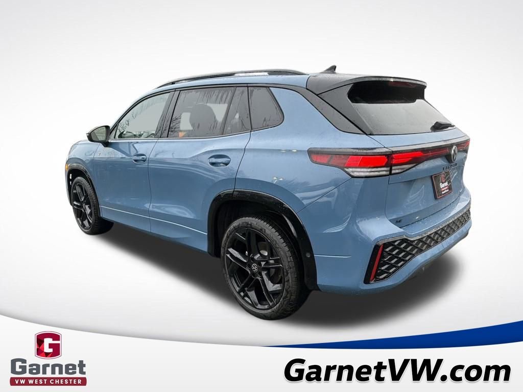 New 2026 Volkswagen Tiguan SE R-Line image 3