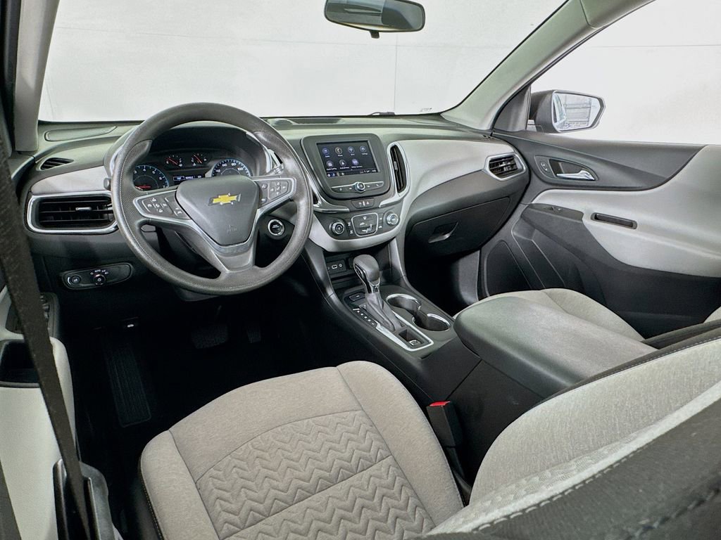 Used 2022 Chevrolet Equinox LS AWD/4WD image 28
