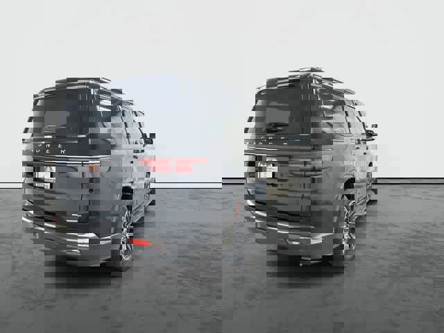 Used 2022 Jeep Wagoneer Series III w/ Convenience Group I AWD/4WD image 3