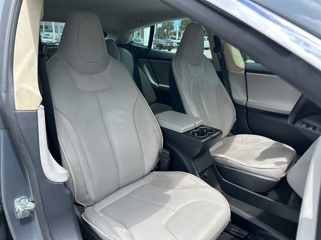 Used 2013 Tesla Model S Performance image 37