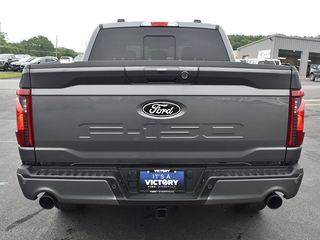 New 2025 Ford F150 XLT w/ Equipment Group 302A MID image 32