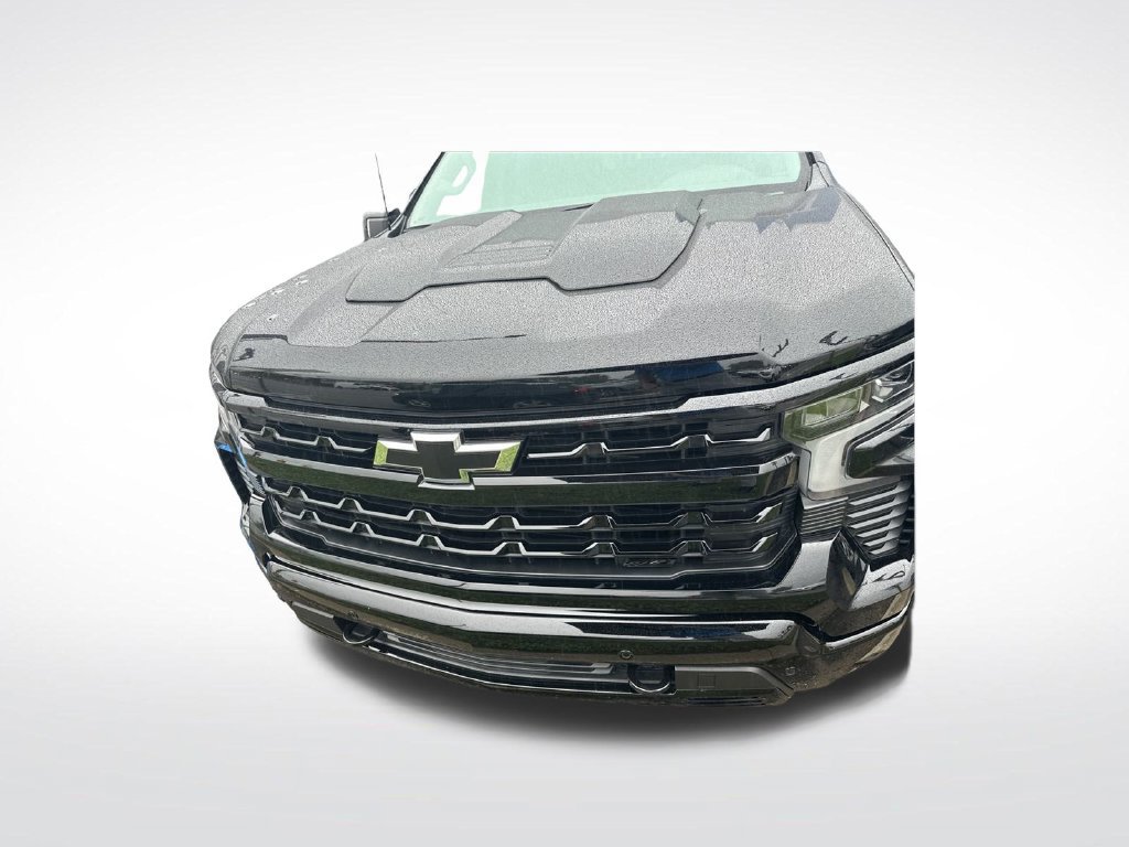 Used 2025 Chevrolet Silverado 1500 LT Trail Boss w/ LT Trail Boss Premium Package AWD/4WD image 2