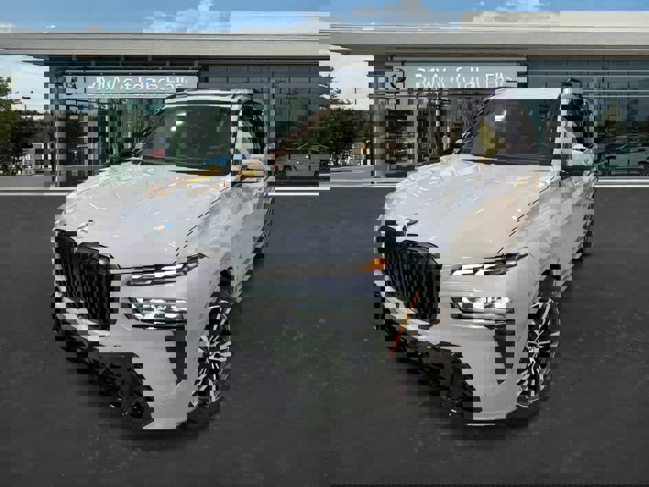 New 2026 BMW X7 xDrive40i w/ M Sport Package image 3
