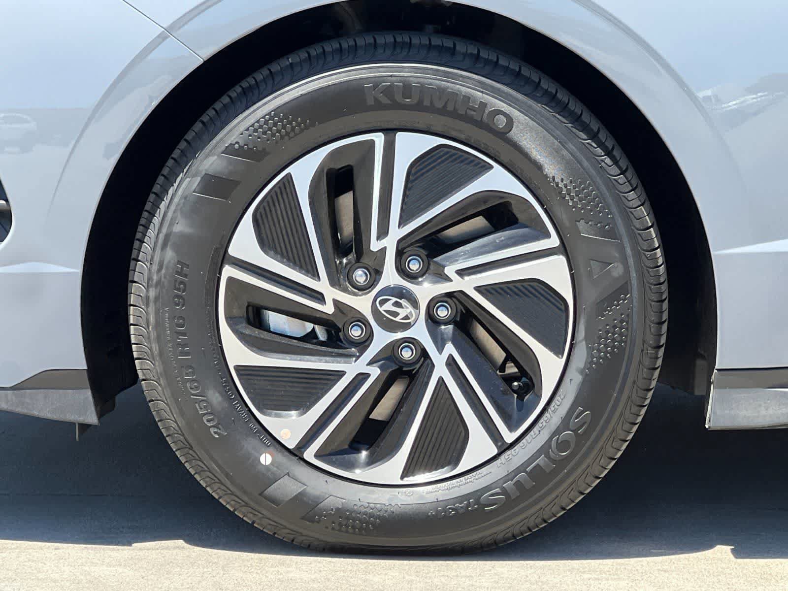 New 2026 Hyundai Sonata Blue FWD image 24