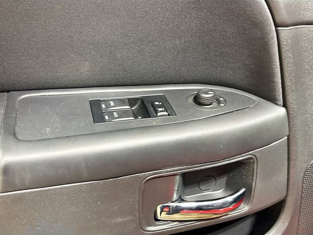 Used 2014 Dodge Challenger SXT RWD image 18