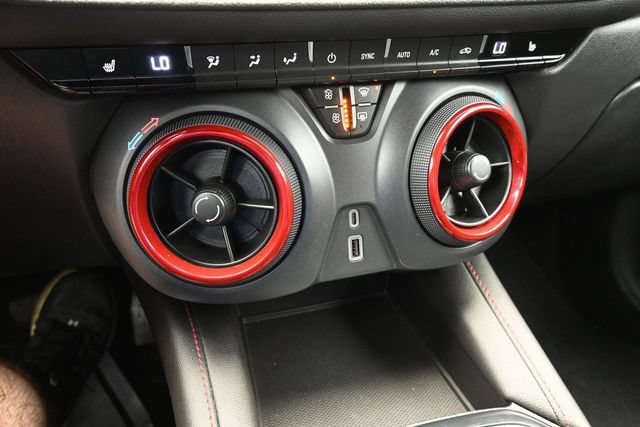Used 2022 Chevrolet Blazer RS FWD image 39