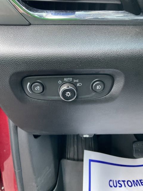 Used 2018 Chevrolet Traverse LT image 30