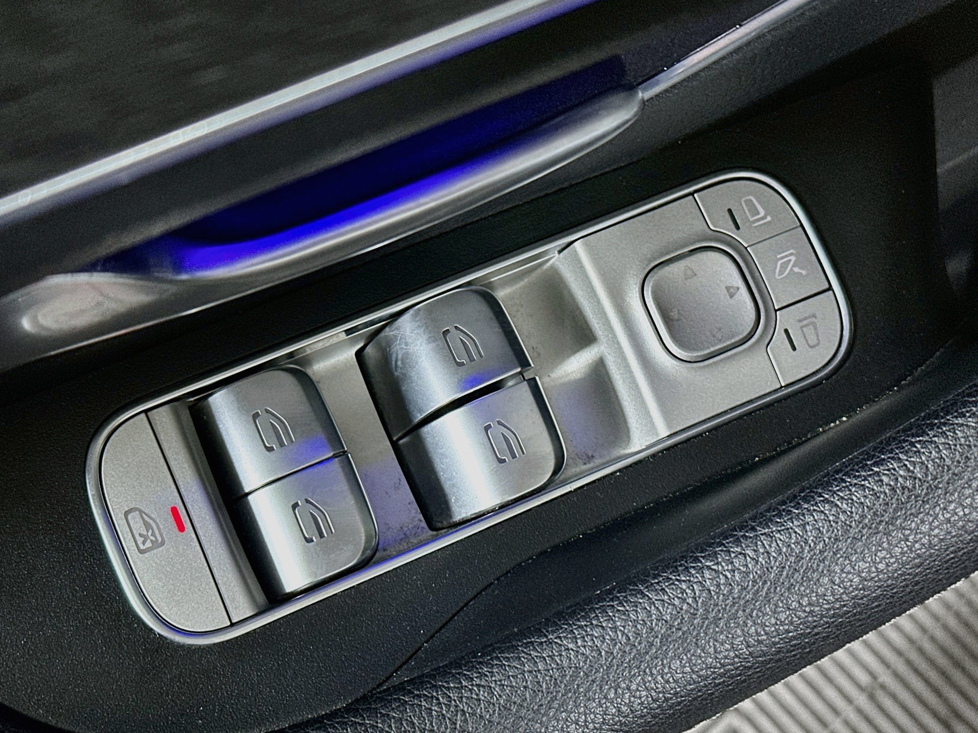 Certified 2024 Mercedes-Benz GLE 350 4MATIC image 18