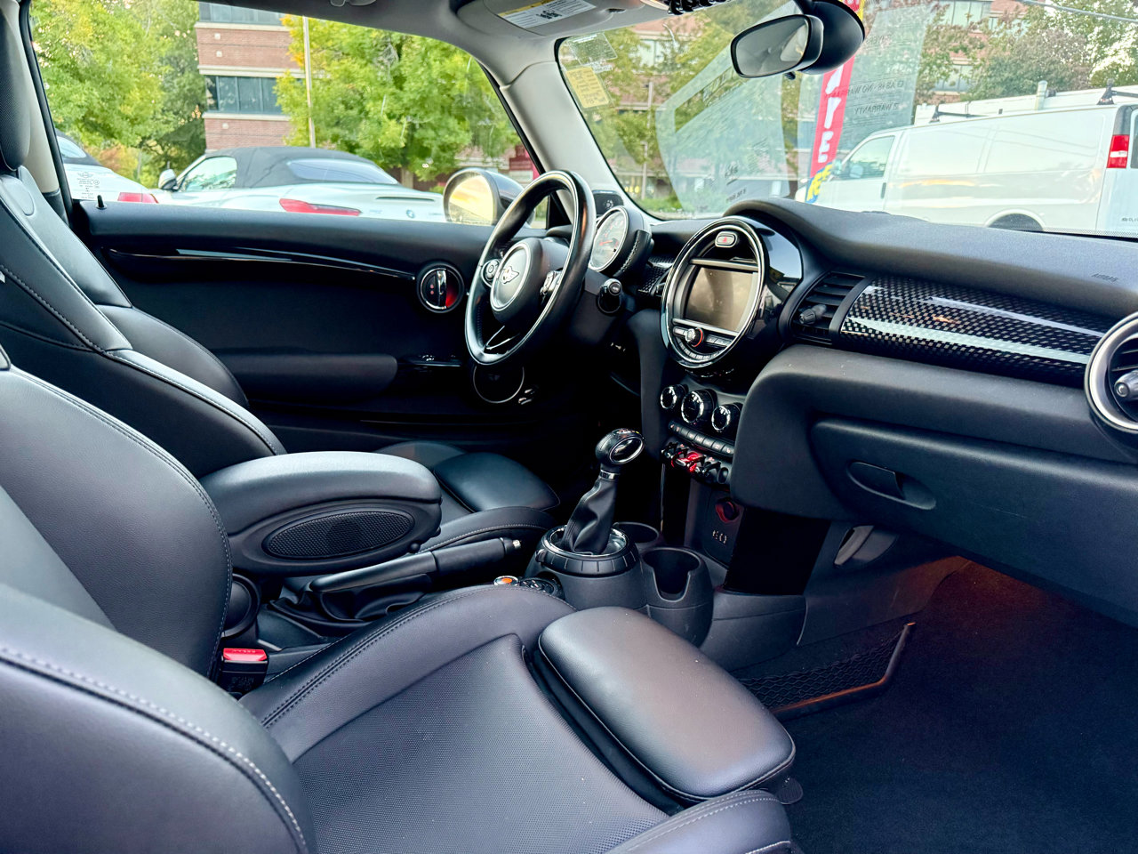 Used 2015 MINI Cooper S image 22