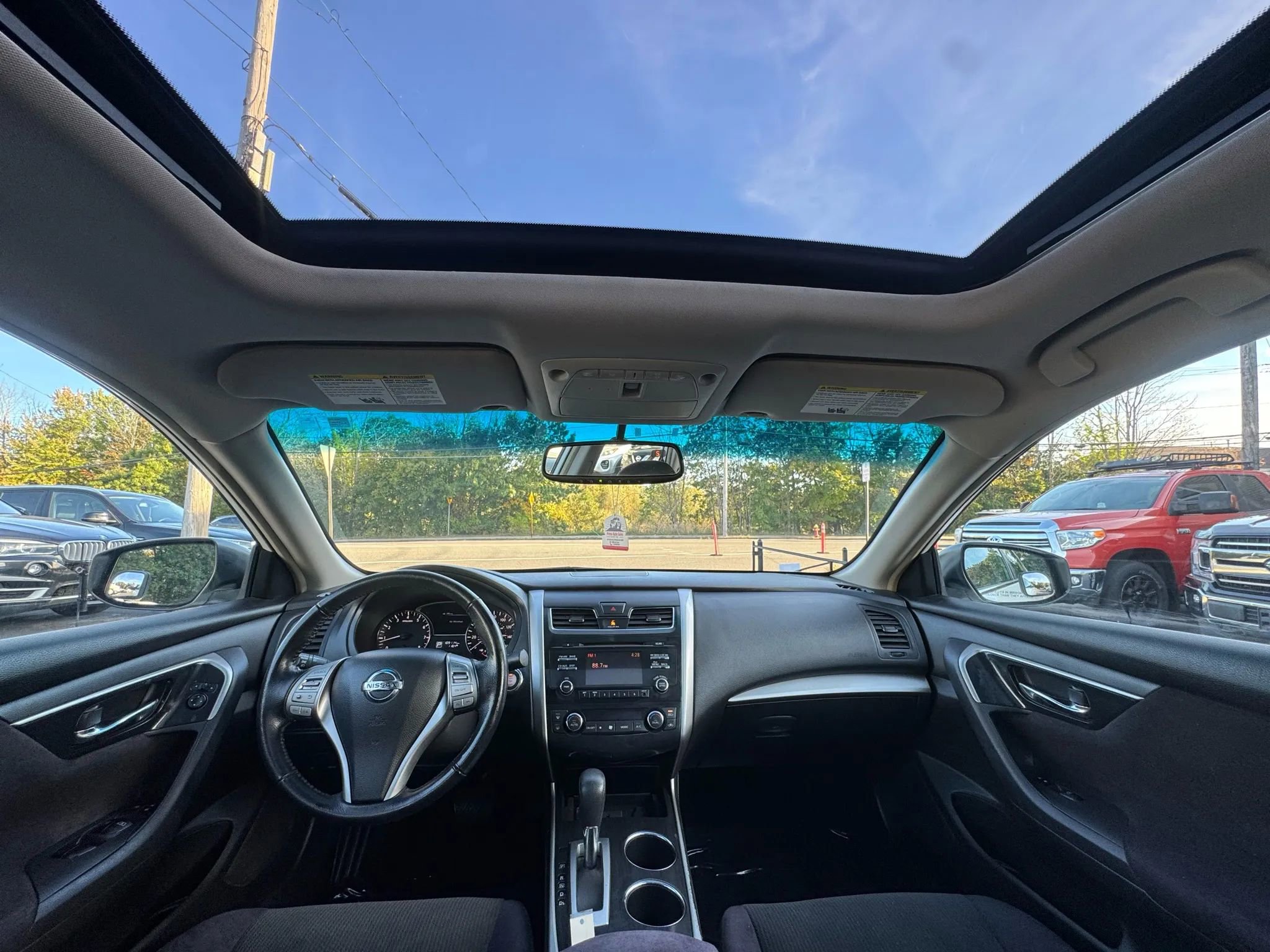 Used 2013 Nissan Altima 2.5 SV w/ 2.5SV Convenience Pkg image 10