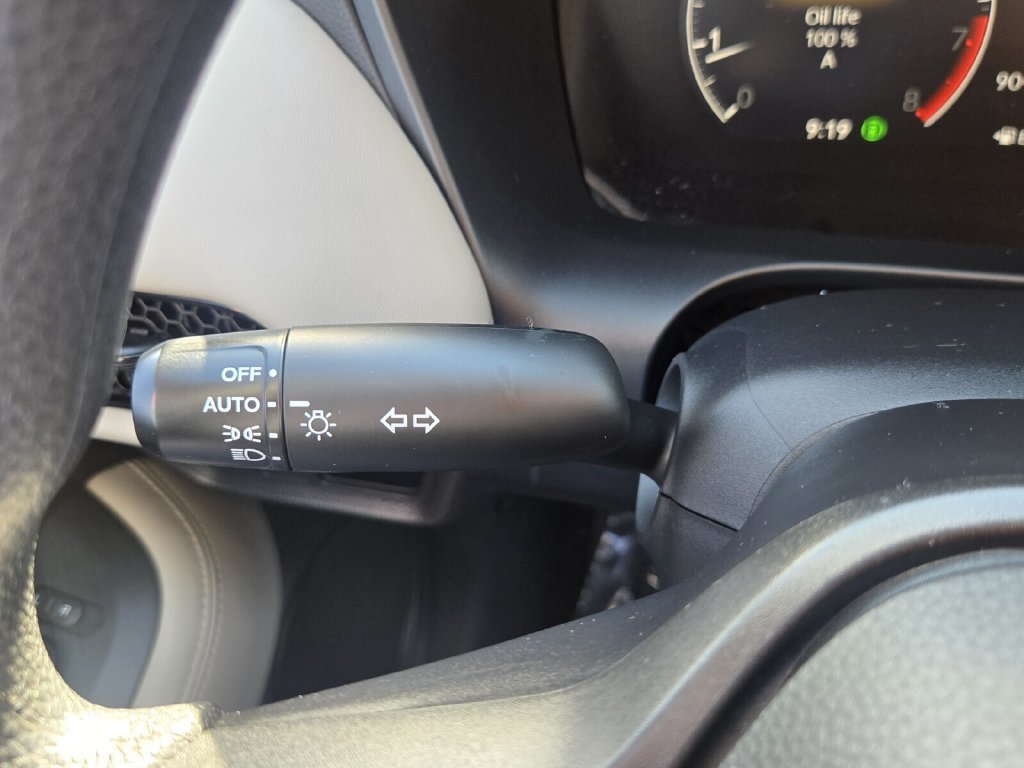 Certified 2024 Honda HR-V LX image 26