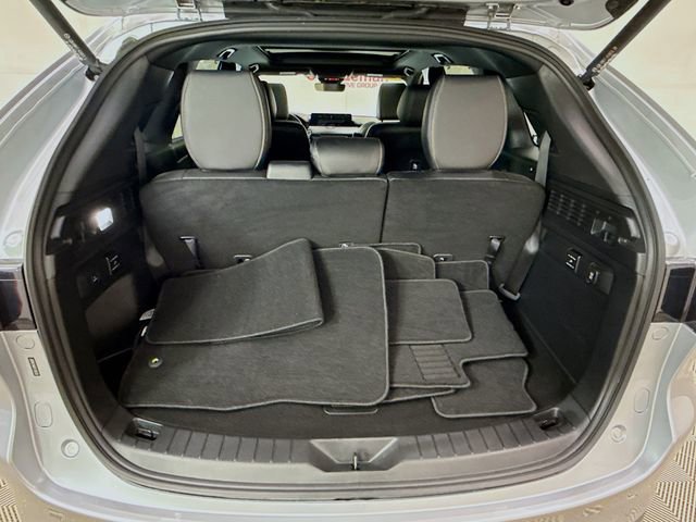 Used 2024 MAZDA CX-90 Plug-In Hybrid w/ Premium Plus image 28