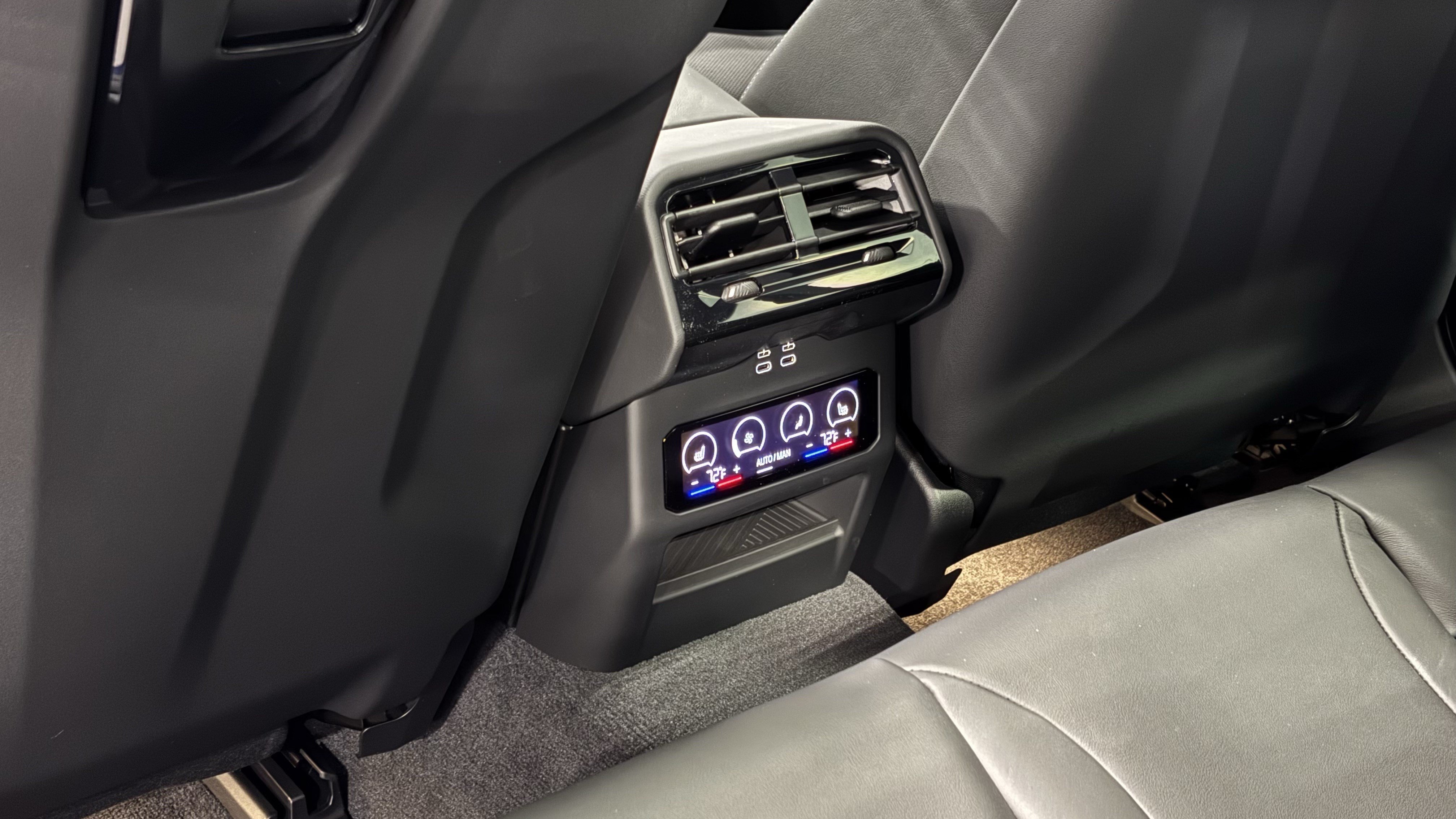 New 2027 BMW M5 w/ Executive Package AWD/4WD image 30