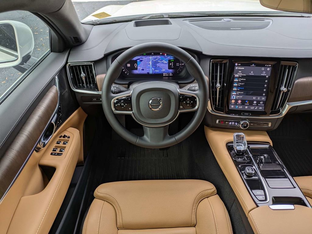 Certified 2024 Volvo S90 T8 Ultimate image 18