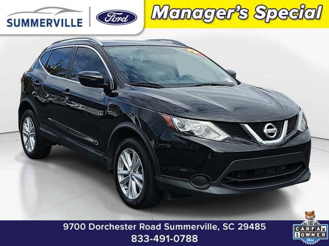Used 2017 Nissan Rogue Sport SV image 1