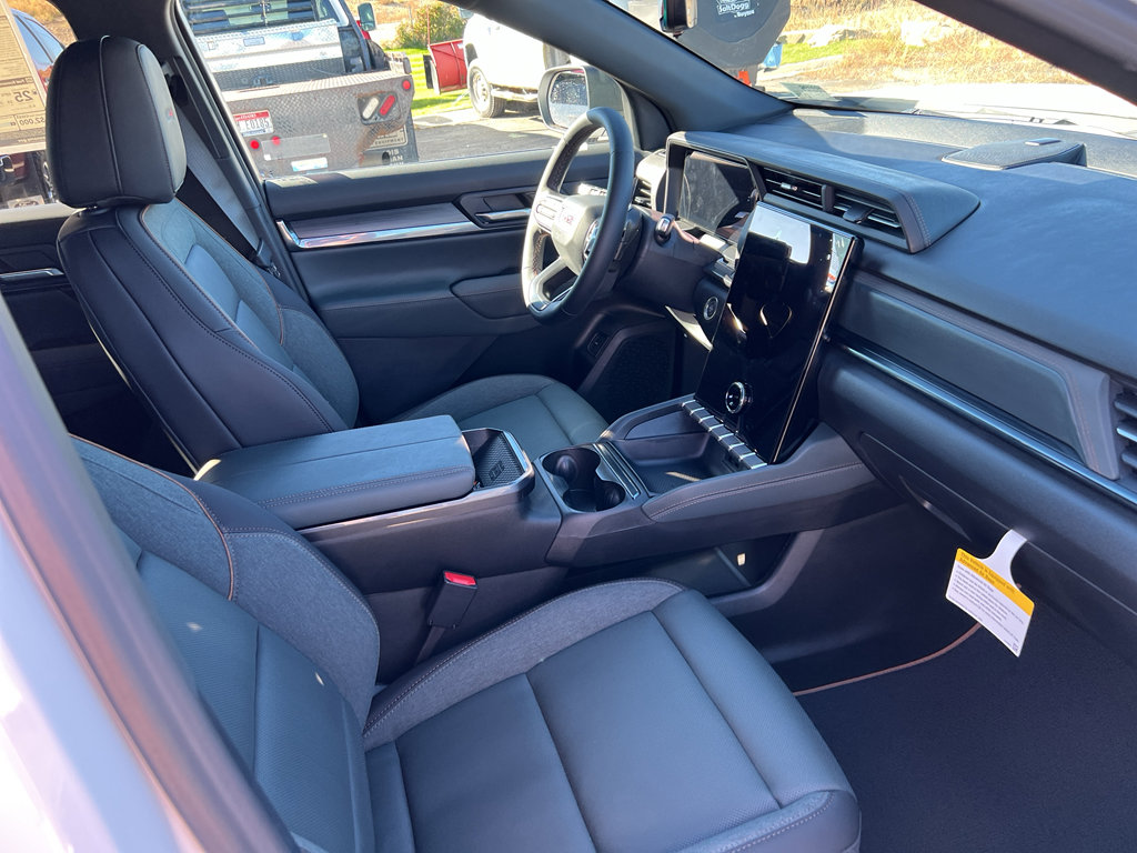 New 2026 GMC Terrain AT4 w/ Convenience Package III image 26