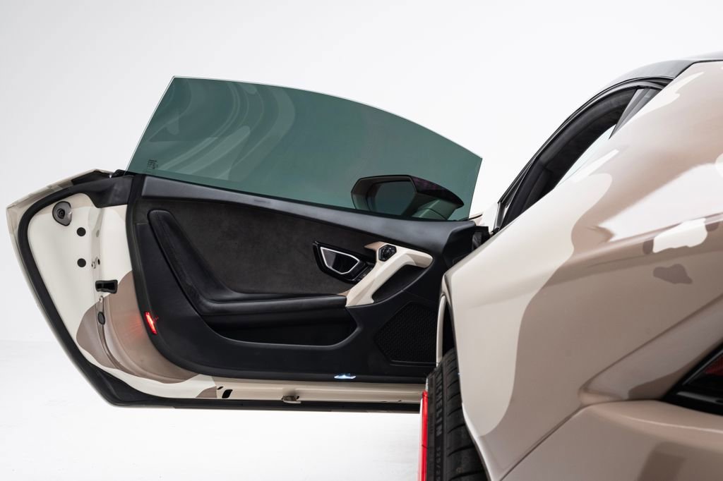 Used 2015 Lamborghini Huracan LP 610-4 image 11