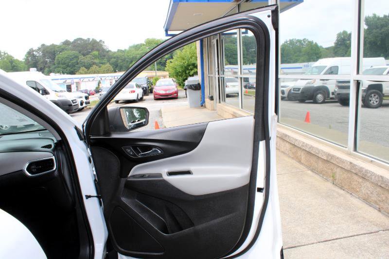Used 2019 Chevrolet Equinox LS image 22