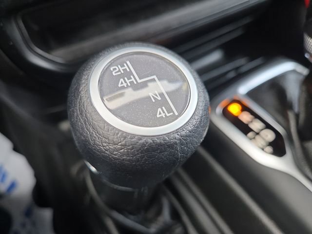 Used 2022 Jeep Wrangler Unlimited Willys image 22