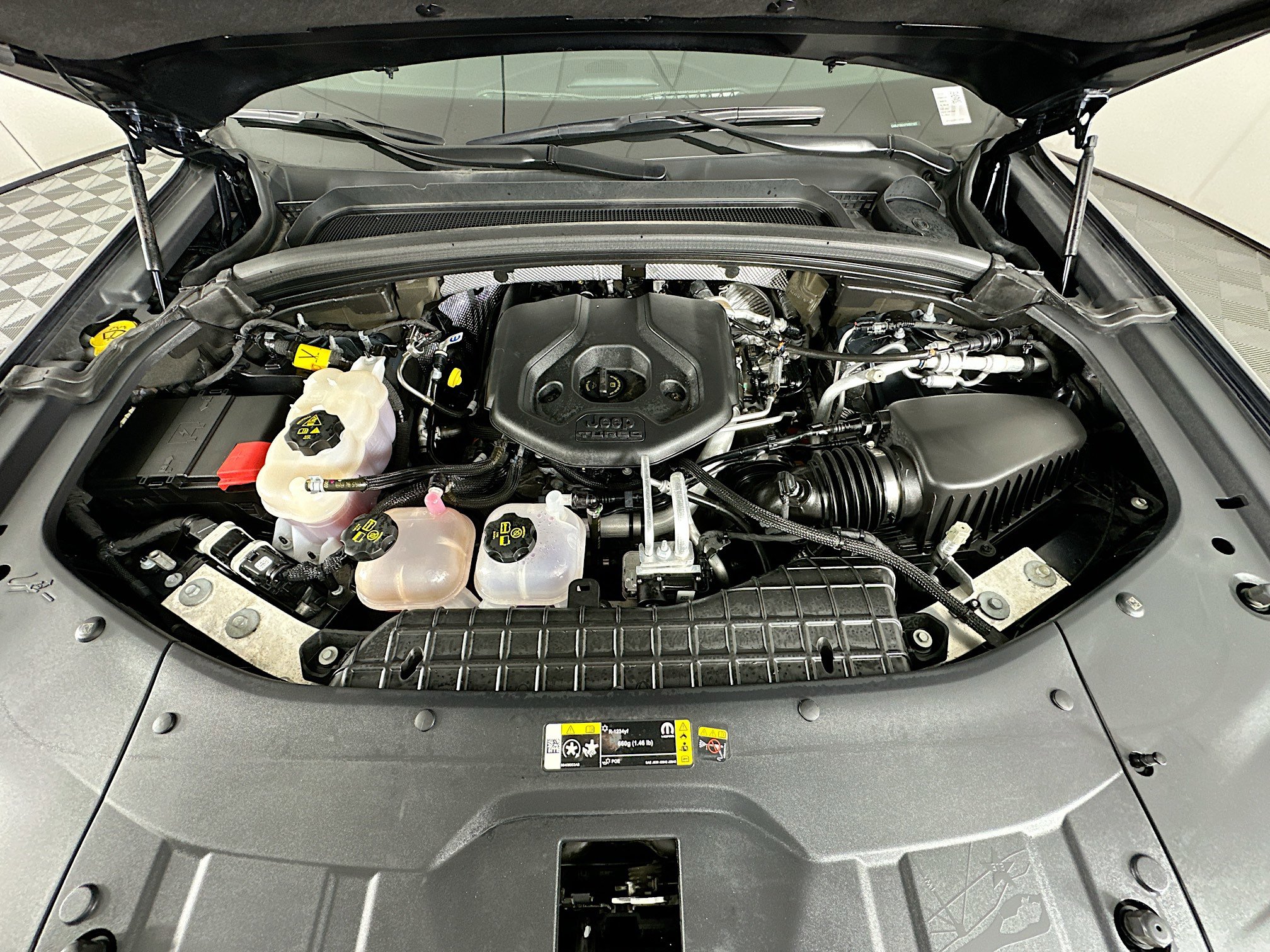 Used 2023 Jeep Grand Cherokee 30th Anniversary image 36