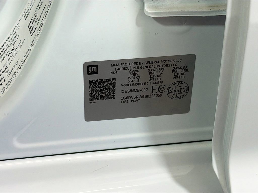 Used 2025 Cadillac CT5 V AWD/4WD image 32