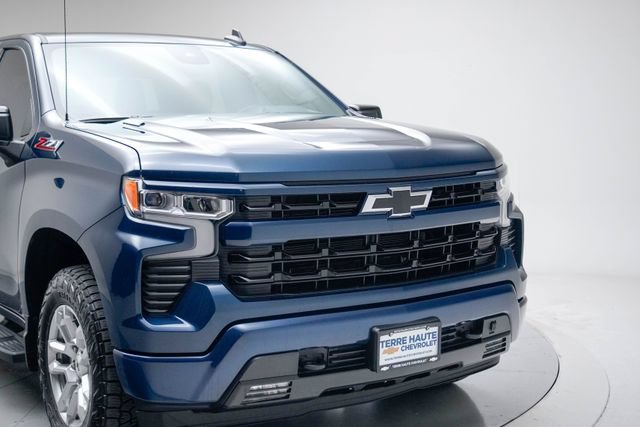 Used 2023 Chevrolet Silverado 1500 RST AWD/4WD image 11