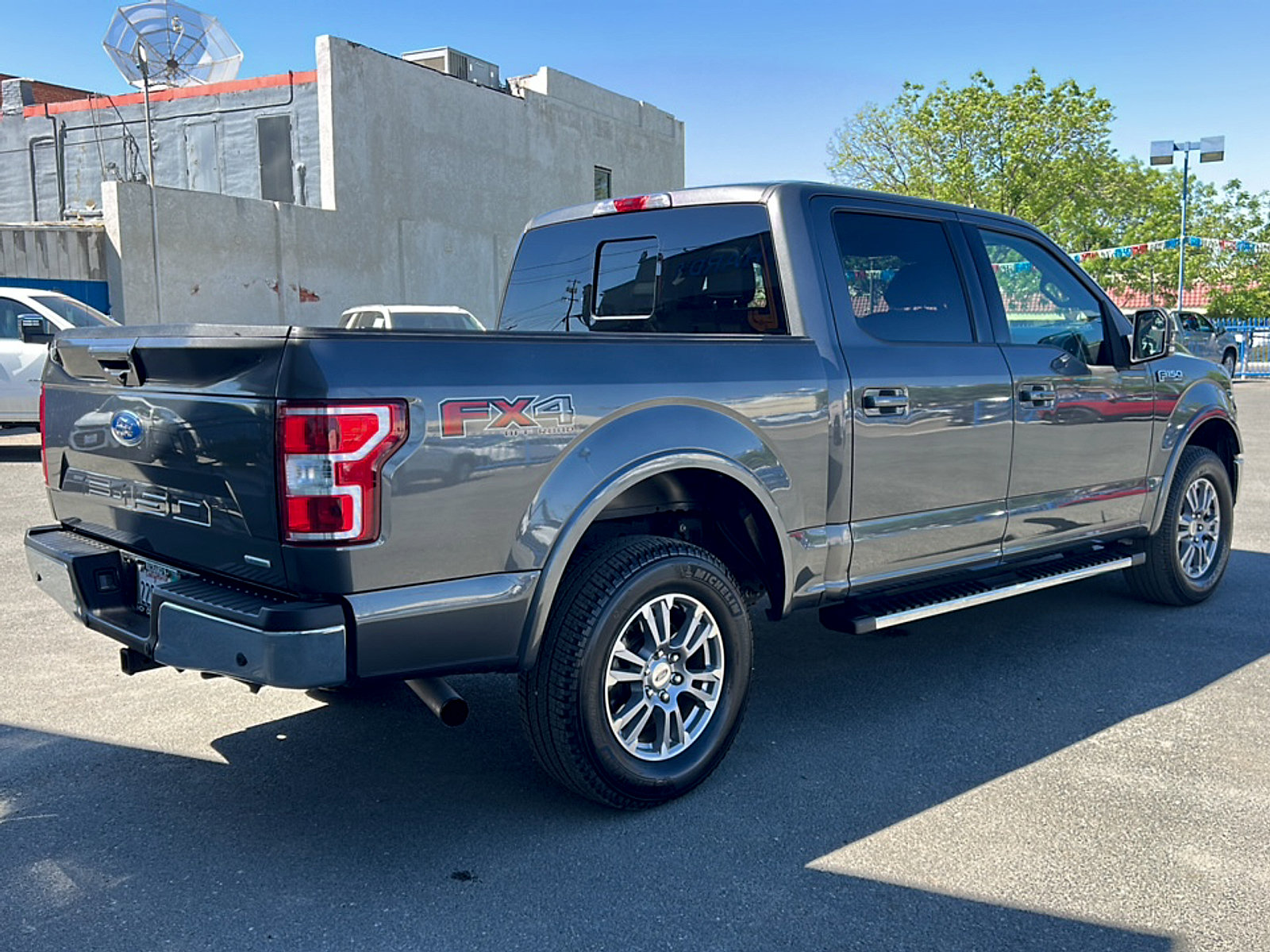 Used 2019 Ford F150 Lariat w/ Max Trailer Tow Package AWD/4WD image 3