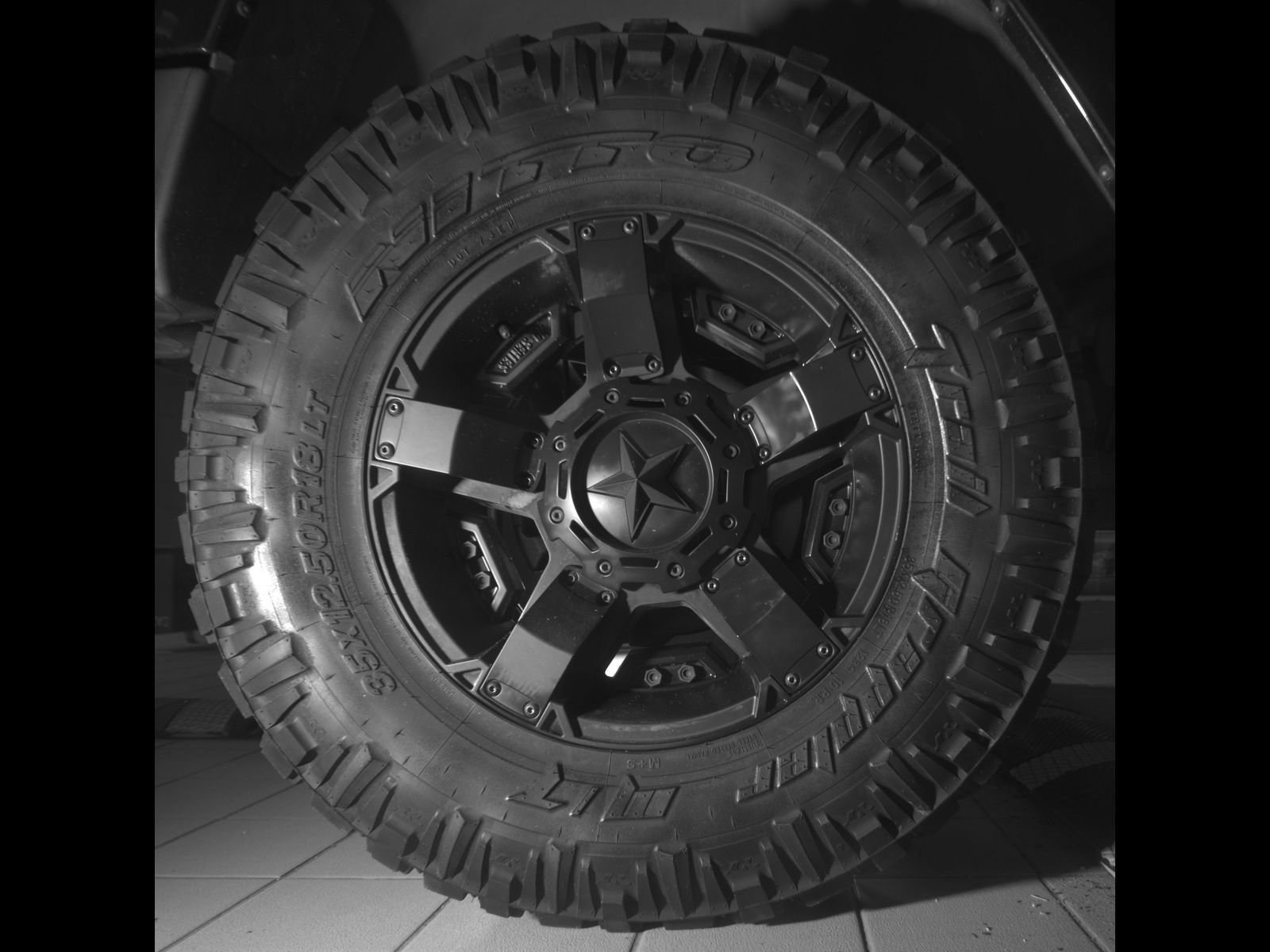 Used 2012 Jeep Wrangler Unlimited Rubicon w/ Connectivity Group AWD/4WD image 27
